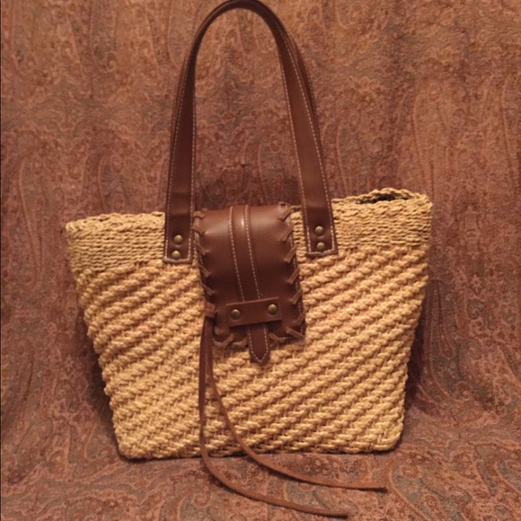 💘HP💘 Express Leopard Beach Tote w Leather - Picture 3 of 7